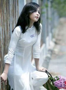 越南版旗袍美女，太惊艳！倾国倾城！
