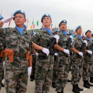 中国第19批赴黎巴嫩维和部队410名官兵凯旋归国