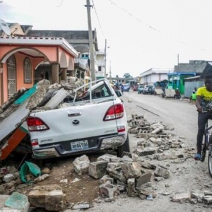 海地强震致逾2000人死亡 总理坦言：国家濒临崩溃