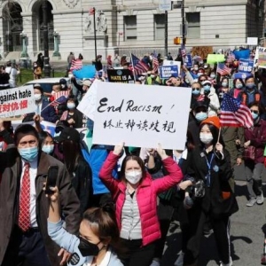 美国纽约市又现亚裔仇恨案 女子大白天当街被打头