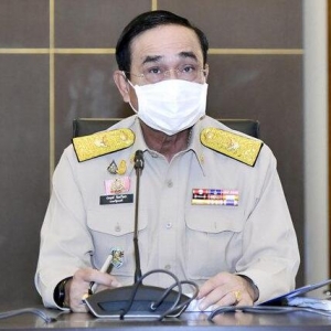泰国单日确诊病例降至万例以下 总理感谢民众