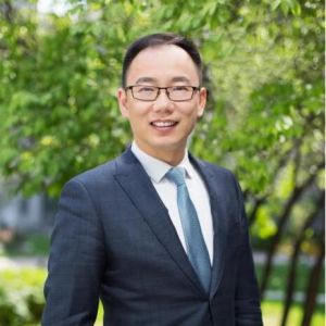 何平：美国紧缩行动会如何置世界经济于风险之中？