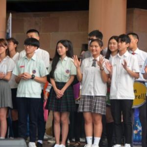 台教育主管部门：2022学年度起学校制服不得强制绣名字
