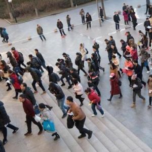 2023国考计划招3.71万人 招考向基层和应届生倾斜