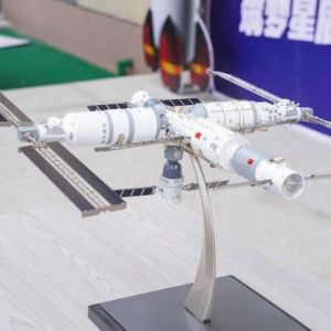浙江教育观察：初中生参与研制卫星，靠谱吗？