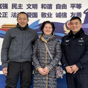 山东一男子千里骑行赴鄂答谢33年前“热饭恩”