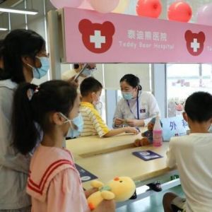 为什么孩子会抑郁？专家：这是医学问题，也是家庭问题