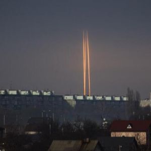 乌克兰多地停电、传出爆炸声，这个核电站又出事儿了！
