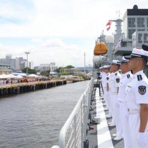 中国海军戚继光舰抵达菲律宾进行友好访问