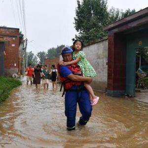 涿州救援托起三条“生命线”