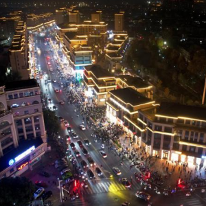 广德“三件套”出圈 中小城市如何接住“泼天富贵”？