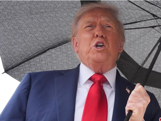 特朗普证实:已与马杜罗通话